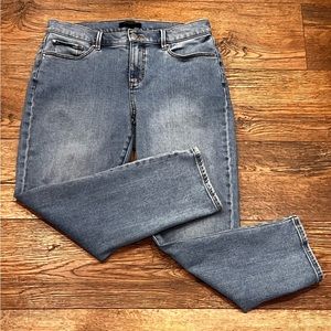 👖 Ann Taylor Petite Taper Denim Jeans